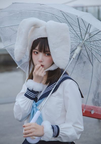 秀你悲伤的爱