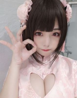驯虎女郎